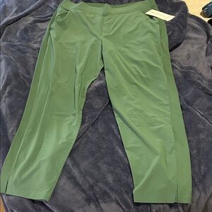 Athleta Brooklyn Ankle Pant in Sage